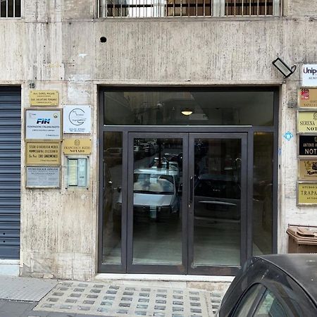 Bed And Breakfast Napoli Bracco Nápoles Exterior foto